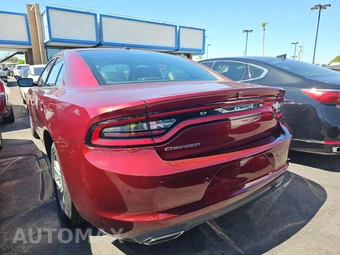 2019 Dodge Charger SXT – miniatura 2