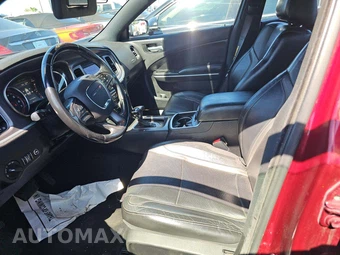 2019 Dodge Charger SXT – miniatura 6