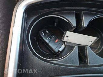 2019 Dodge Charger SXT – miniatura 8