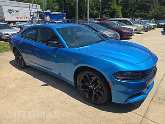 2019 Dodge Charger SXT – miniatura 4