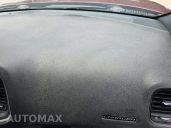 2019 Dodge Charger SXT – miniatura 16