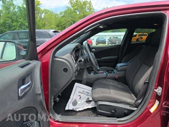 2019 Dodge Charger SXT – miniatura 3
