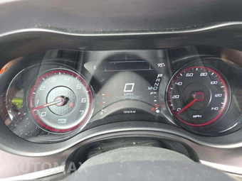 2019 Dodge Charger SXT – miniatura 6