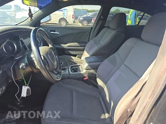2019 Dodge Charger SXT – miniatura 7