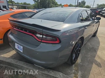 2019 Dodge Charger SXT - miniatura 4