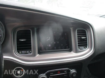 2019 Dodge Charger SXT - miniatura 18