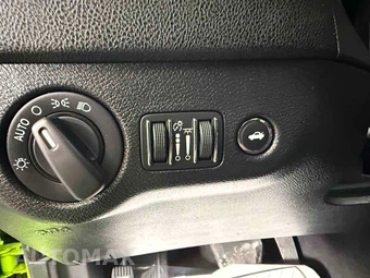 2019 Dodge Charger SXT - miniatura 24