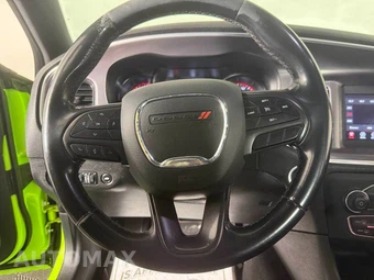 2019 Dodge Charger SXT - miniatura 27