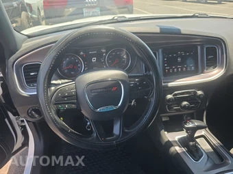 2019 Dodge Charger SXT – miniatura 10