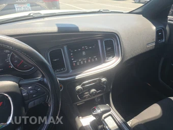 2019 Dodge Charger SXT – miniatura 11