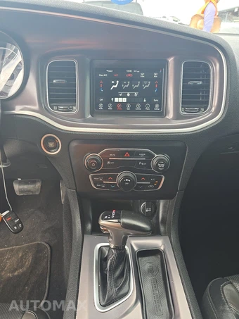 2019 Dodge Charger SXT - miniatura 11