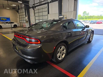 2019 Dodge Charger SXT – miniatura 4