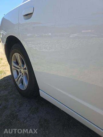 2019 Dodge Charger SXT - miniatura 26