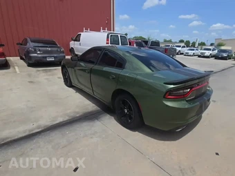 2019 Dodge Charger SXT – miniatura 6