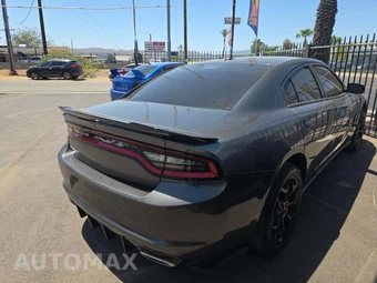 2019 Dodge Charger SXT – miniatura 3