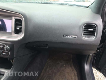 2019 Dodge Charger SXT - miniatura 16