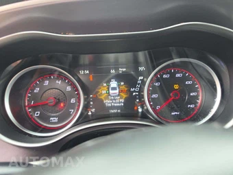 2019 Dodge Charger SXT - miniatura 6