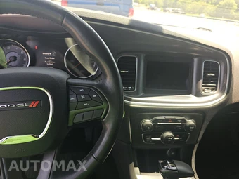 2019 Dodge Charger SXT – miniatura 11