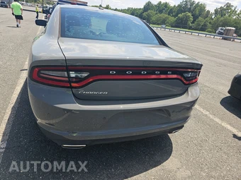 2019 Dodge Charger SXT – miniatura 5