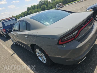 2019 Dodge Charger SXT – miniatura 6