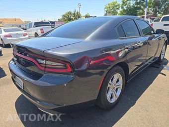 2019 Dodge Charger SXT – miniatura 3