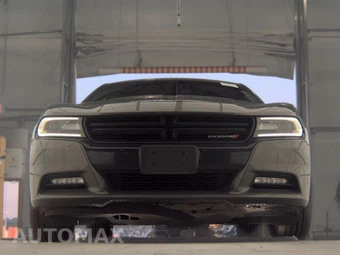 2019 Dodge Charger SXT – miniatura 3
