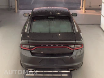 2019 Dodge Charger SXT – miniatura 6