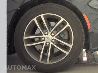 2019 Dodge Charger SXT – miniatura 10