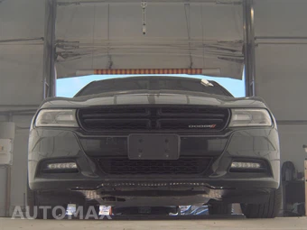 2019 Dodge Charger SXT – miniatura 3