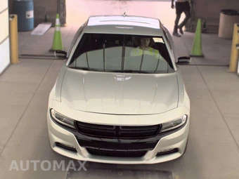 2019 Dodge Charger SXT – miniatura 2