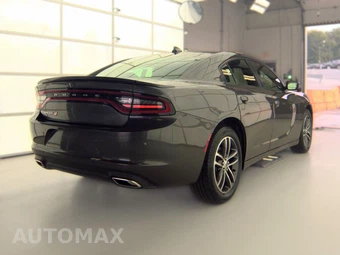2019 Dodge Charger SXT – miniatura 4