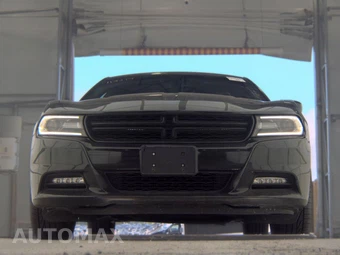 2019 Dodge Charger SXT – miniatura 3