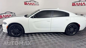 2019 Dodge Charger SXT - miniatura 3