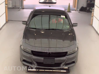 2019 Dodge Charger SXT – miniatura 2