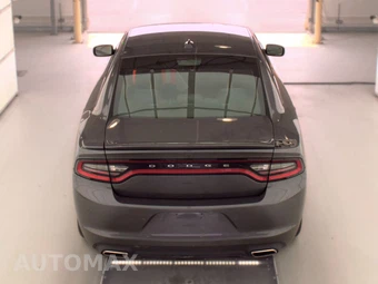 2019 Dodge Charger SXT – miniatura 6