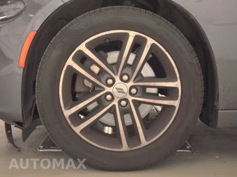 2019 Dodge Charger SXT – miniatura 9