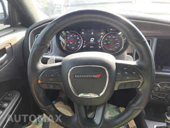 2019 Dodge Charger SXT – miniatura 16