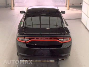 2019 Dodge Charger SXT – miniatura 6