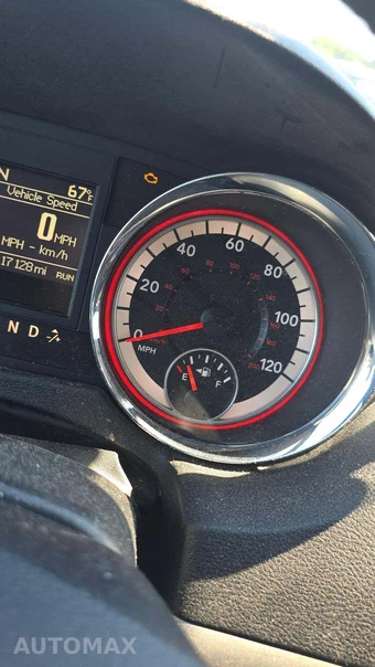 2019 Dodge Grand Caravan GT 121.2" WB - miniatura 19