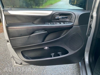 2019 Dodge Grand Caravan GT 121.2" WB - miniatura 14