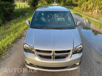 2019 Dodge Grand Caravan GT 121.2" WB - miniatura 2