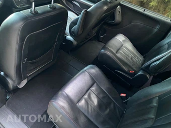 2019 Dodge Grand Caravan GT 121.2" WB - miniatura 23