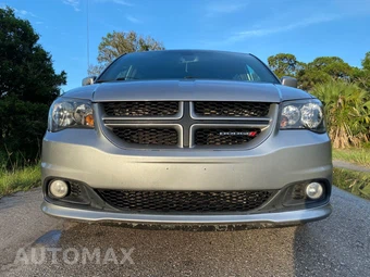 2019 Dodge Grand Caravan GT 121.2" WB - miniatura 3