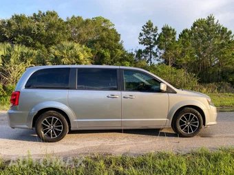 2019 Dodge Grand Caravan GT 121.2" WB - miniatura 5
