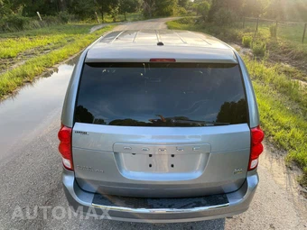 2019 Dodge Grand Caravan GT 121.2" WB - miniatura 7
