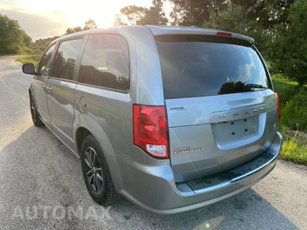 2019 Dodge Grand Caravan GT 121.2" WB - miniatura 9