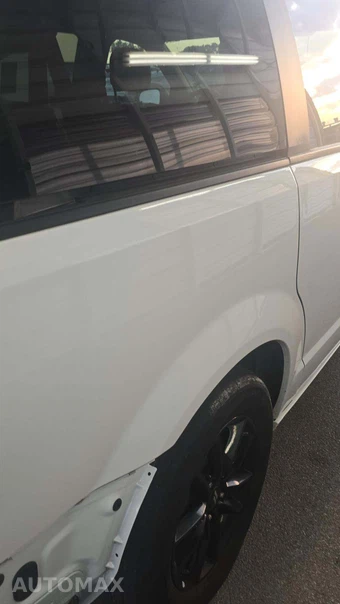 2019 Dodge Grand Caravan GT 121.2" WB - miniatura 28
