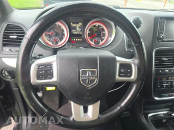 2019 Dodge Grand Caravan GT 121.2" WB - miniatura 16