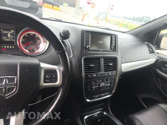 2019 Dodge Grand Caravan GT 121.2" WB - miniatura 17