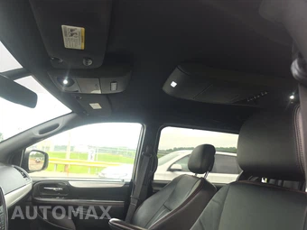 2019 Dodge Grand Caravan GT 121.2" WB - miniatura 21